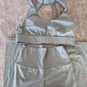 Buffbunny Energy Capri with sports bra